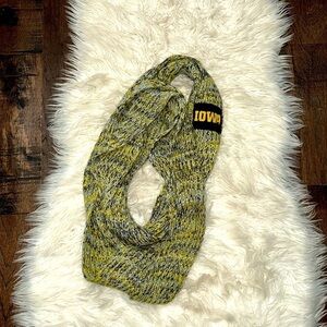 Trendy Iowa Hawkeyes Infinity Scarf